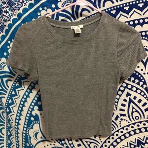 Gray ribbed crop top